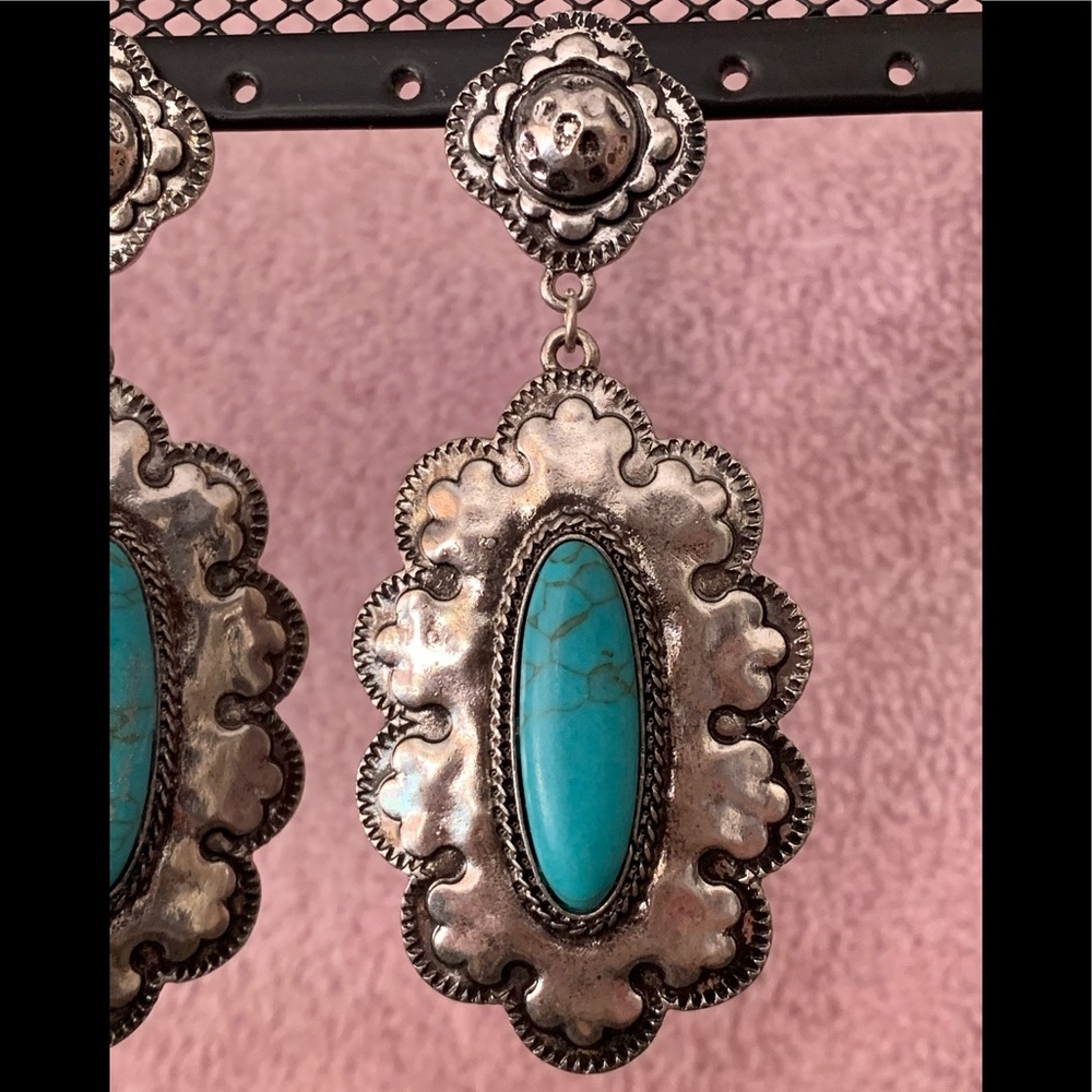 Silver Earrings - Picture 3 of 4